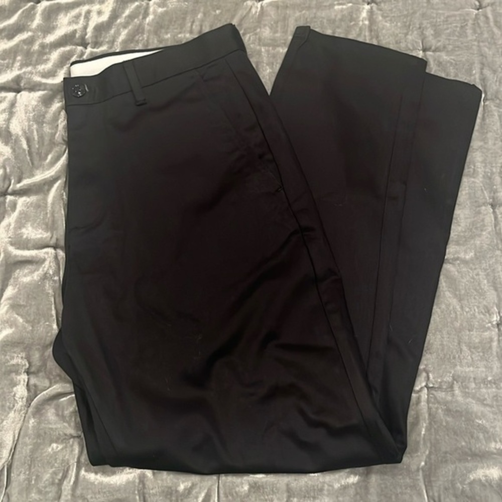 Zara Black Dress Pants (Size 30)​